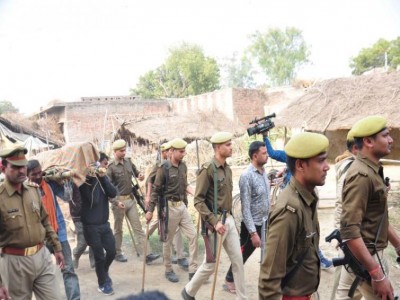 Unnao rape victim's family buries her body after meeting with top officials