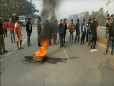 Bandh in Assam protesting Citizenship Amendment Bill, vehicles damaged