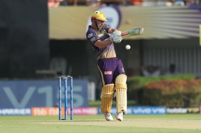 IPL: CSK restrict KKR at 161/8