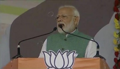 People who are setting fire can be identified by the colour of clothes they are wearing: PMÂ 