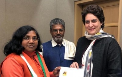 Former BJP MP Savitri Bai Phule now quits Congress, to float new political party