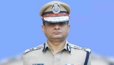 CBI issues fresh summons to IPS officer Arnab Ghosh, Rajeev Kumar