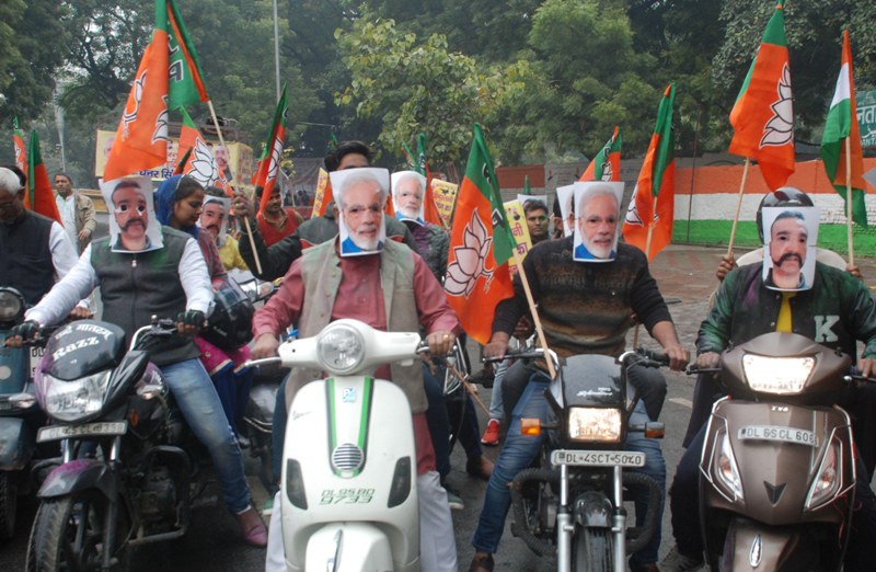 BJP activists celebrate return of Abhinandan Varthaman