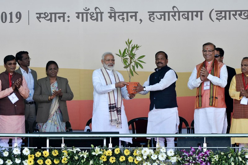 PM Modi provides milk packets to schoolchildren