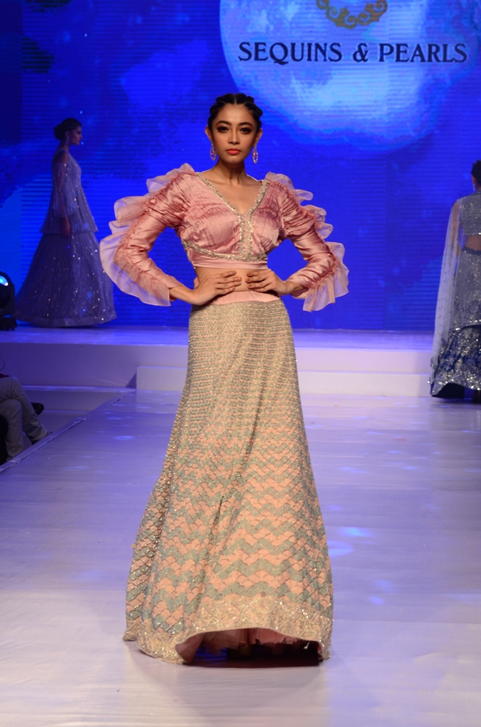 Vaani Kapoor walks the ramp at Kolkata Fashion Expo