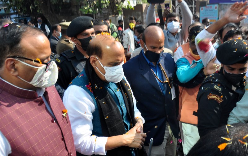 Devotees offer prayers on Guru Nanak's birthday at Naka Gurudwara in Lucknow