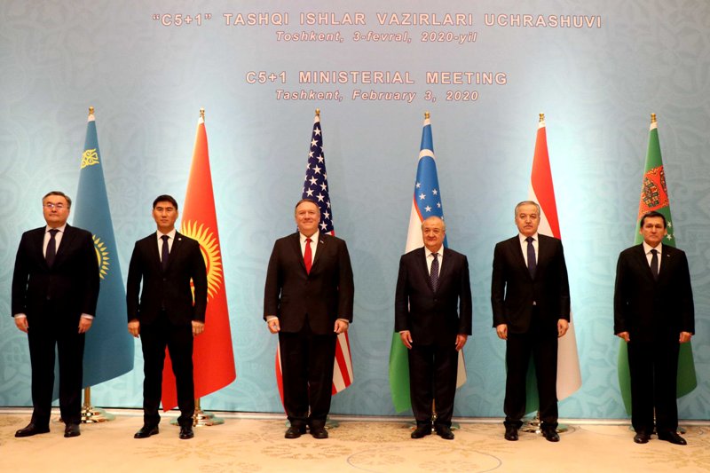 US State Secretary Mike Pompeo, foreign ministers of five Central Asian countries in Tashkent