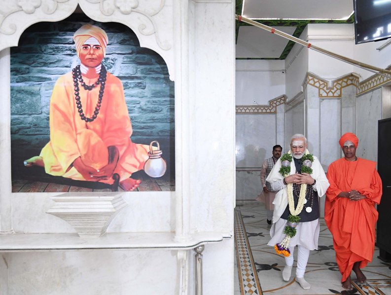 PM Modi lays fiundation stone of Swamigalu memorial museum