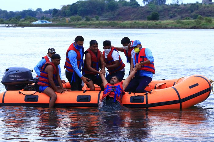 Home Guards, Civil Defence Personnel hold mock drill on Life Saving Skills in Narmada River ahead of the arrival of monsoon in Jabalpur