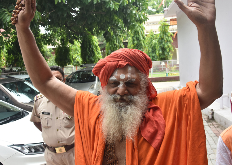 Babri case: Mahant Dharam Das arrives in CBI special court