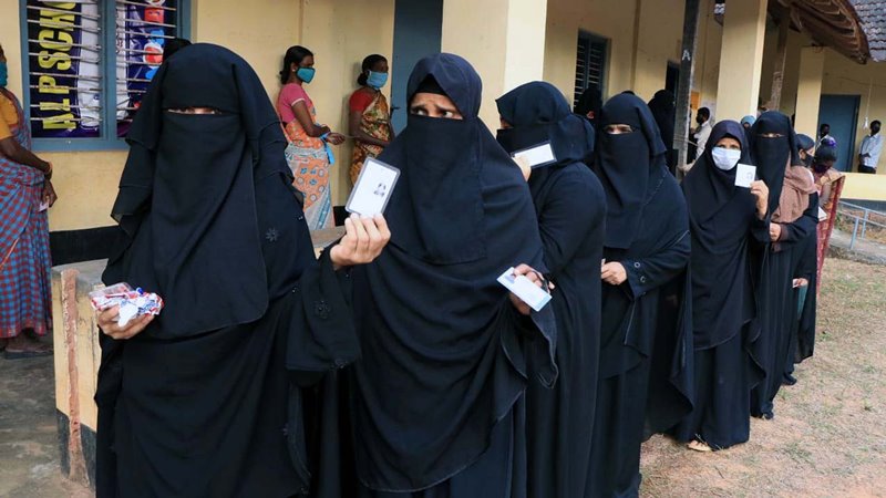 Polling in Kerala's Local Body underway