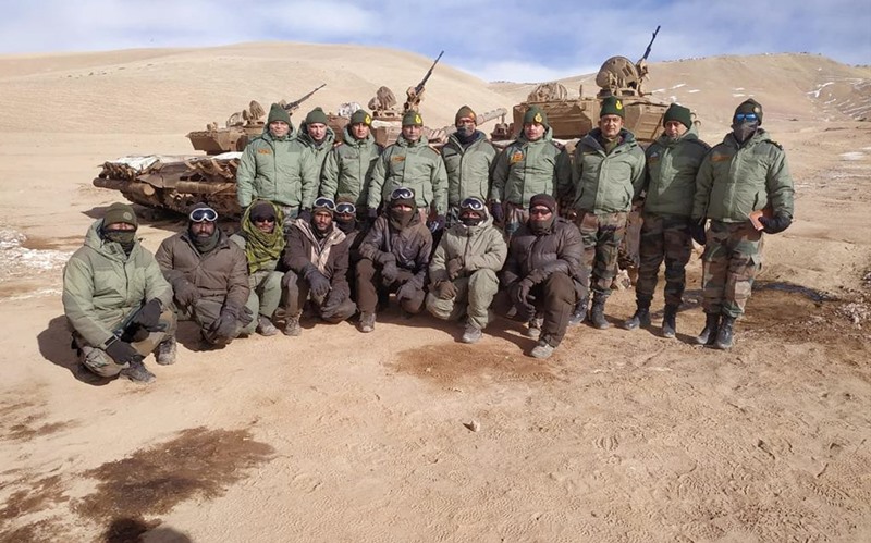 M M Naravane interacting with Fire and Fury Corps