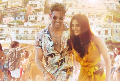 Hrithik Roshan appreciates Assamese doctor whose dancing video has gone viral 