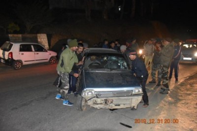 Assam Rifles personnel help accident victims in Nagaland