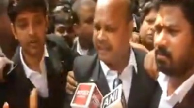 Explosion at Lucknow court injures two lawyers