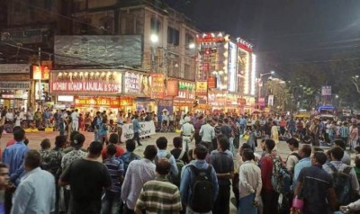 Kolkata's Presidency students withdraw blockade from College Street after 24 hrs