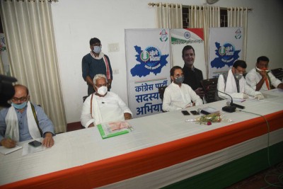 Bihar Congress chief Shakti Singh Gohil with other party leaders at state election committee