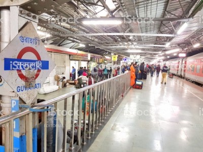 RPF seize unaccounted cash, gold ornaments hidden in 10 cartoons in Guwahati railway station