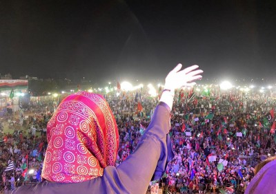 Pakistan Democratic Movement alliance gives strong message to Imran Khan govt with Karachi rally 