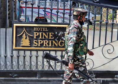 Jammu and Kashmir: NIA, IT raids at several places in Srinagar