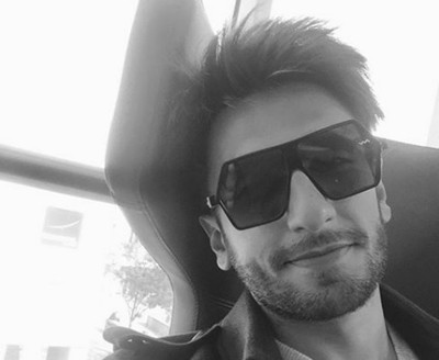 Ranveer Singh looks stylish in his latest Instagram post 