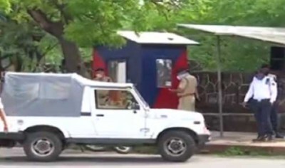 Suspected ISIS operative with IEDs arrested in Delhi