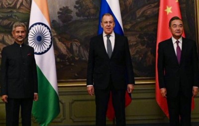 Russia, India, China discuss ways to strengthen trilateral ties