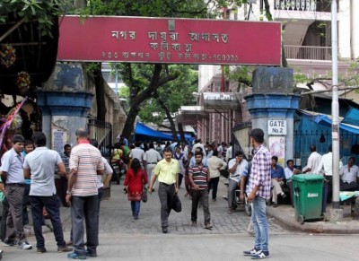 Kolkata: Undertrial ISIS suspect throws shoe at judge during court hearing