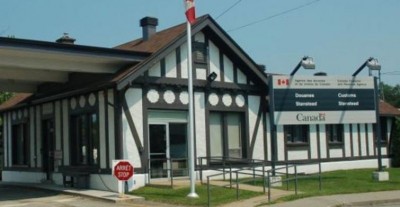 Canada: Alberta RCMP fines 7 Americans for stopping to sightsee in Banff National Park