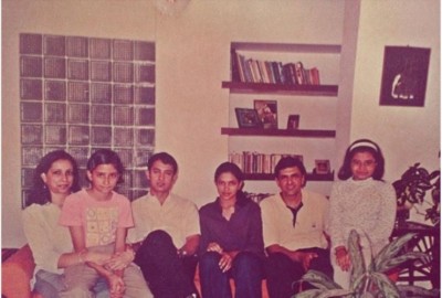 Deepika Padukone's throwback picture featuring Aamir Khan amuses netizens big time