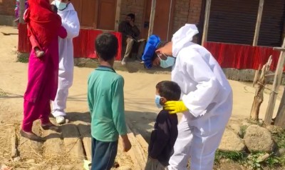 Volunteers help people, spread awareness regarding COVID-19 in Jammu and Kashmir