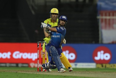 IPL: MI thrash CSK by 10 wickets, secure top spot in points table