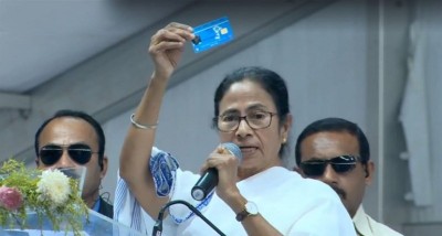 Ahead of Bengal polls, Mamata Banerjee extends health scheme to all