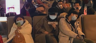 Shanghai Shenhua goalkeeper Zeng Cheng donates 10K masks for hometown Wuhan