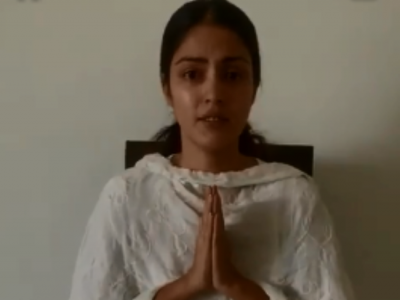 Rhea Chakroborty lodged in single-cell without fan or bed, next to Indrani Mukerjea: Report