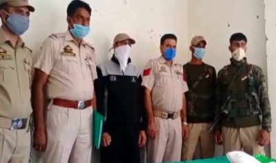 Kashmir: Police seize one-kg heroin in Poonch's Mendhar near LoC