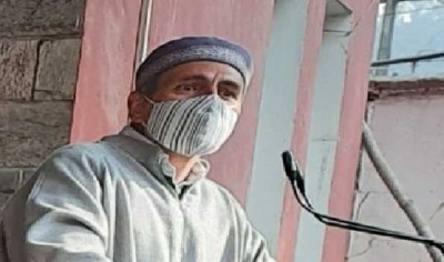 Omar Abdullah-led People’s Alliance delegation leaves for Kargil