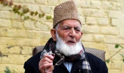 Syed Ali Shah Geelani resigns from Hurriyat Conference