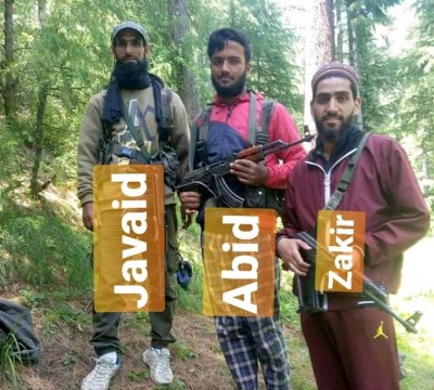 Three Kashmir youths from Kupwara flaunting AK-47 nabbed after encounter