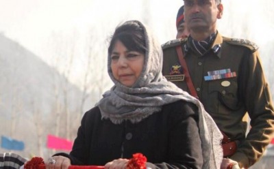 Mehbooba Mufti shifted to Srinagar residence, no revocation of detention yet