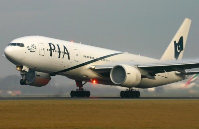 Around 40 percent pilots in Pakistan have â€˜fakeâ€™ flying licences, reveals Aviation Minister