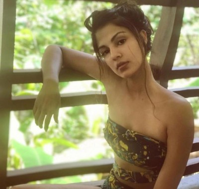 Rhea Chakraborty misses 'swimsuits' amid lockdown