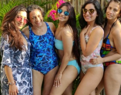 Tanuja rocks in monokini at Tanishaa Mukerji's birthday bash