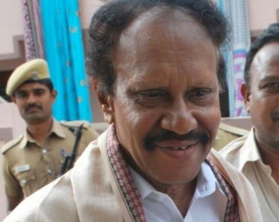 Rajya Sabha polls : AIADMK nominates Thambidurai, Munusamy, allots third seat to Vasan