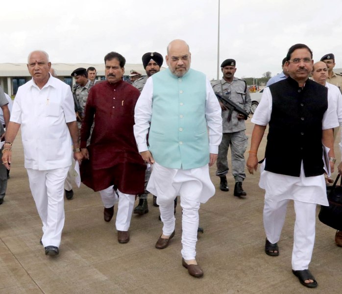 Junior Railway Minister Suresh Angadi passes away