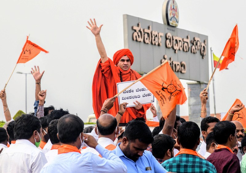 Members od Panchamashali Community holds one-day fast in Belagavi