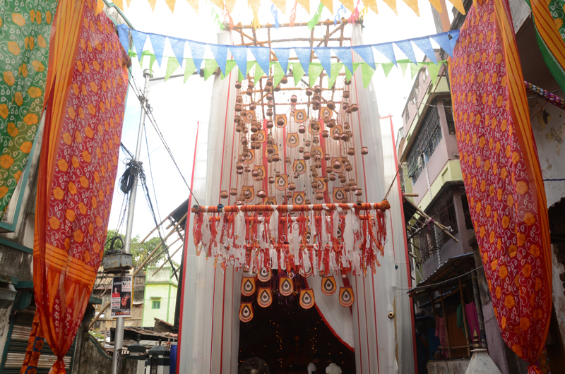 Durga Puja 2020 in Kolkata amid Covid-19