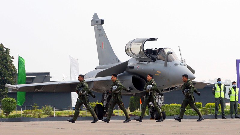 IAF formally inducts Rafale and SU-30 aircraft