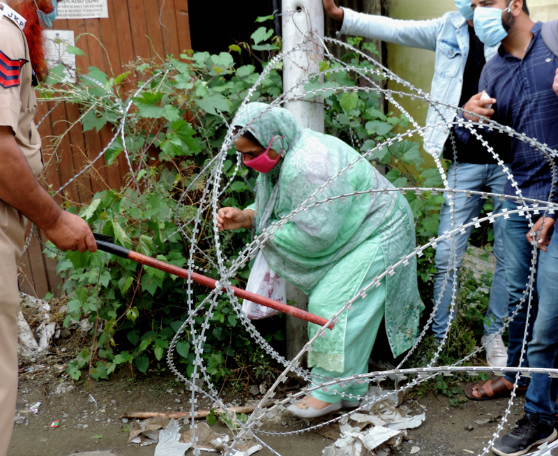Muharram: Strict restrictions imposed in major parts of Srinagar