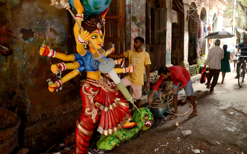 Kolkata gears up for Durga Puja in the time of corona